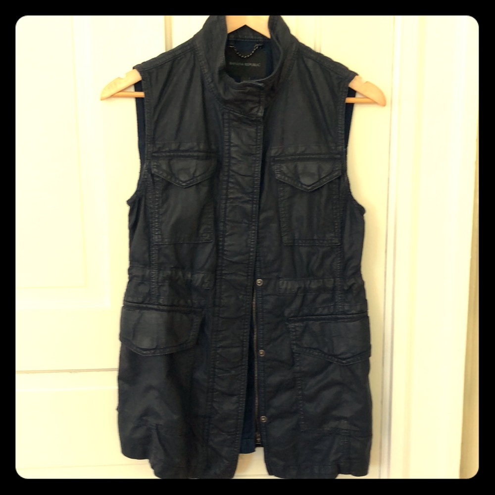Banana Republic Coated Cotton Vest- XS- NWT!! 🔥
